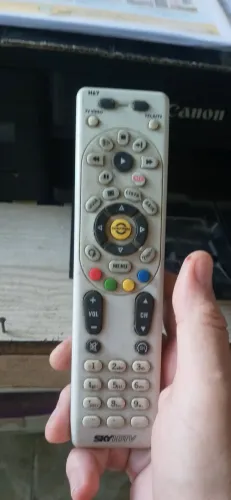 Controle remoto da sky