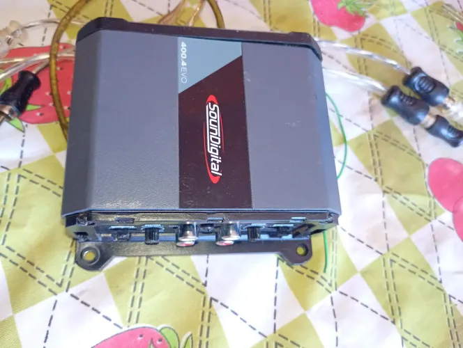 Módulo Amplificador digital 4 canais