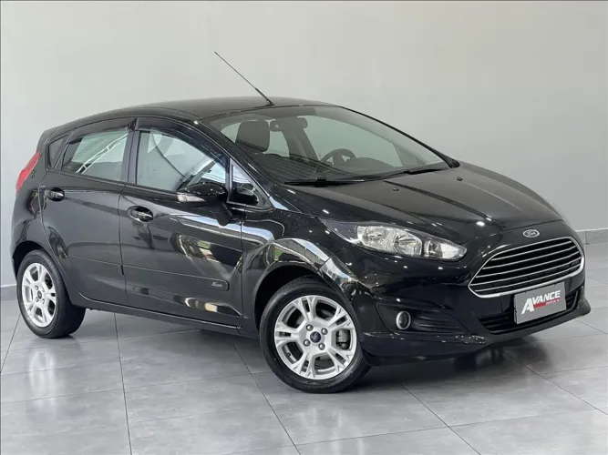 Ford Fiesta 1.6 SE Hatch 16V Flex 4P Powershift 2016