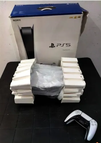 Ps5 C/ Caixa e Leitor de CD - Troco por PS4 + 2500