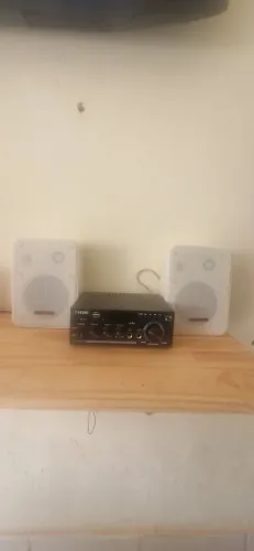 Receiver e caixa de som