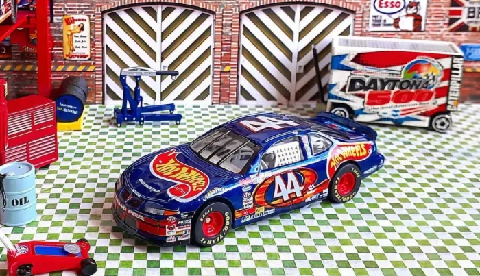 Pontiac Grand Prix 1999 Nascar, Kyle Petty, 1:64, Hotwheels.