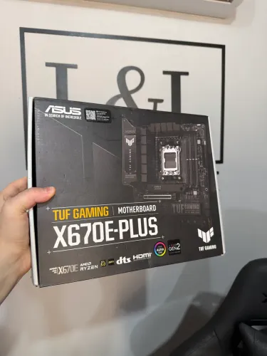 PLACA MAE ASUS X670E-PLUS TUF GAMING (USADA)