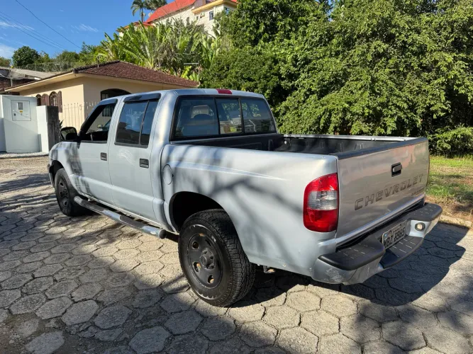 Chevrolet S10 Pick-up STD 2.8 4X4 CD TB Int.dies. 2003