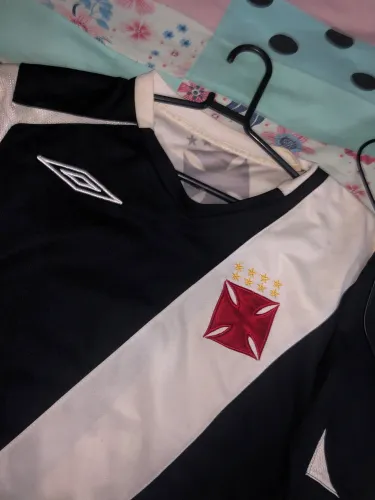 Camisa Vasco umbro anos 2000