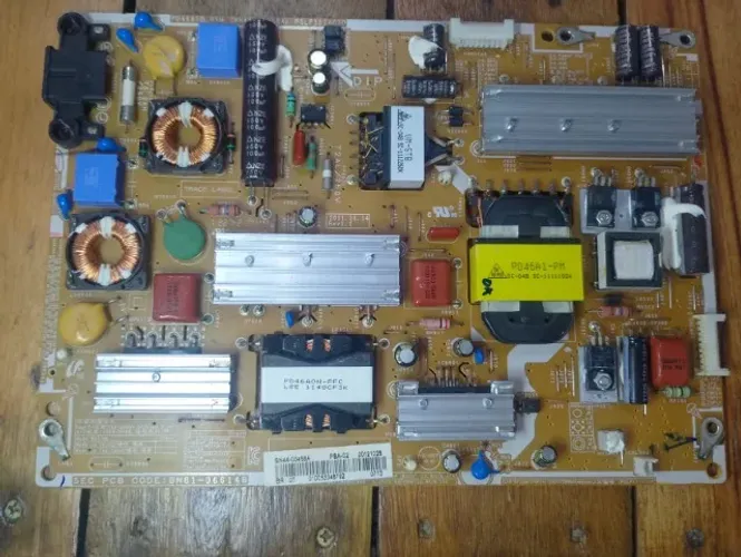 Fonte TV Samsung UN40D5000 / BN44-00423A / PD46A1 BSM usada