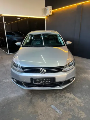 Volkswagen Jetta Highline 2.0 TSI 16V 4P Tiptronic 2011