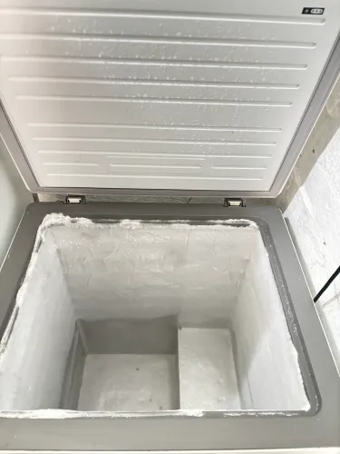Vendo freezer e conservador midea 145 l