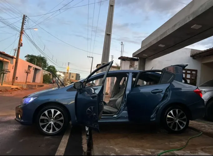 Honda Civic Sedan LXR 2.0 Flexone 16V Aut. 4P 2015