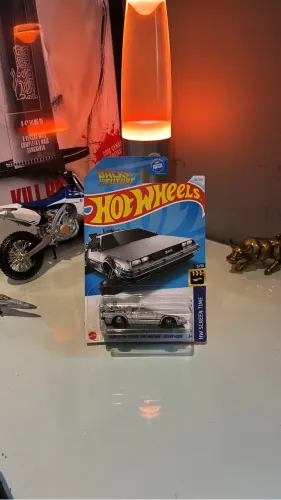 Hot Wheels Back to the future Hover mode