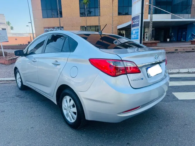 Hyundai HB20S C.plus/c.style 1.6 Flex 16V Mec.4p 2015