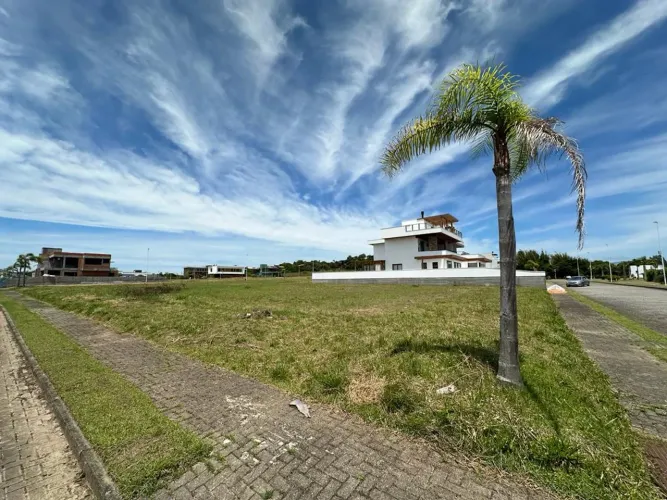 Terreno em Condomínio para Venda em Imbituba, Arroio