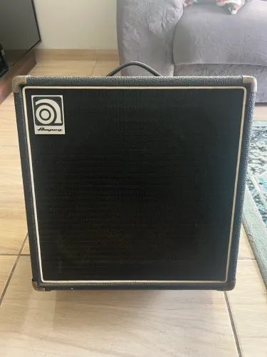 Cubo amplificador de baixo AMPEG - BA112