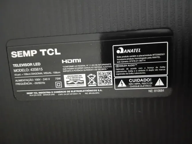 Vendo Tv TCL. 42 Polegadas. Menos de 2 anos de Uso.