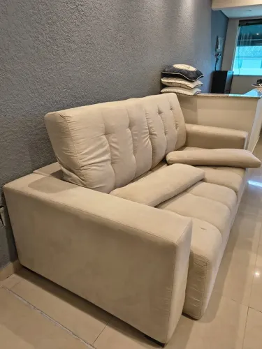Sofá retrátil
