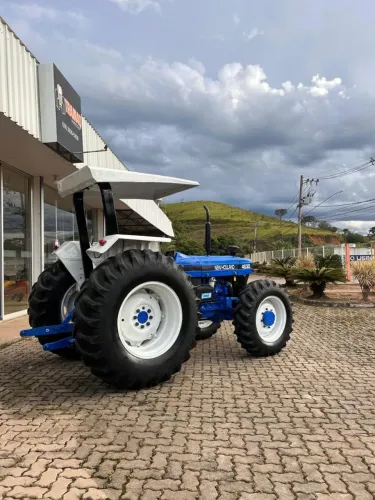 Trator New Holland 4630