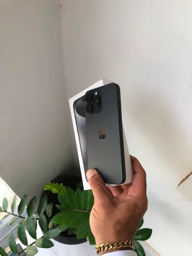 iPhone 15 pro Max 256g Todo original 