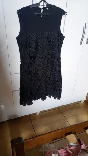 Vestido feminino preto em renda