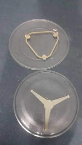 2 Pratos de microondas