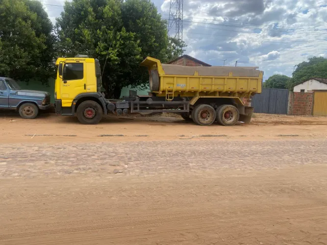 Caminhão 24-280