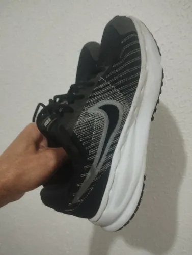 Tênis unicessex Nike número 38