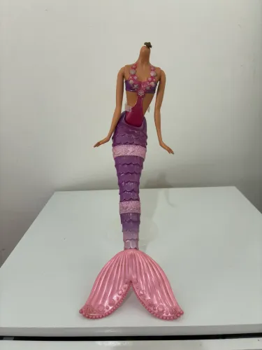 Corpos da boneca Barbie vida de sereia