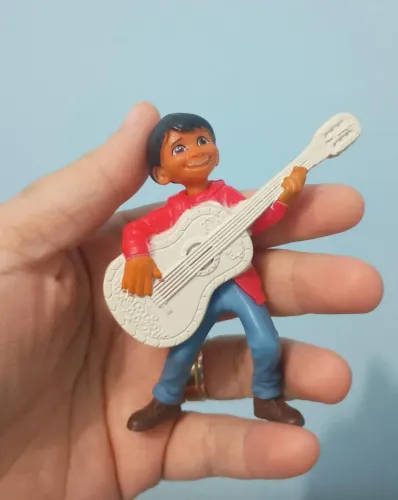 Boneco Miguel A Vida É Uma Festa Disney Mcdonalds