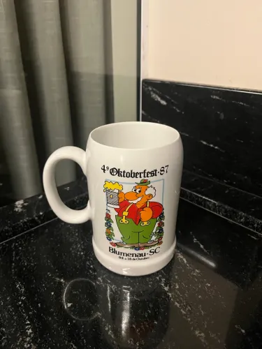 Caneco chopp oficial 4ª Oktoberfest Blumenau 1987