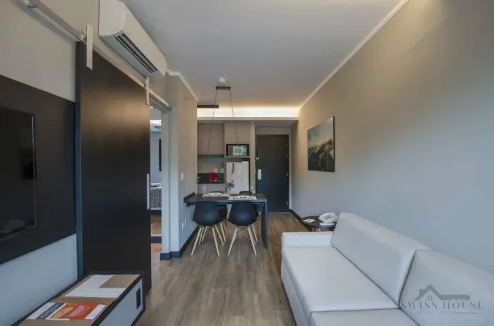 Apartamento mobiliado para alugar no Cambuí em Campinas/SP.