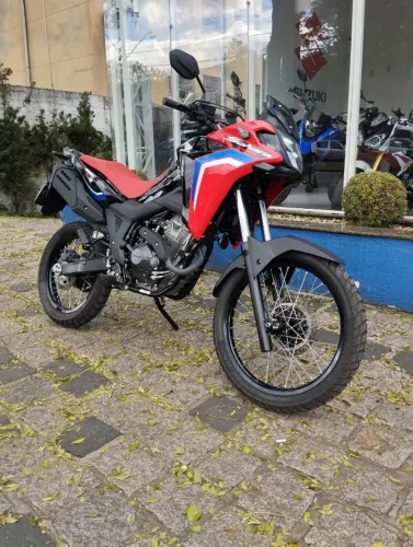 HONDA XRE300 SHARA 