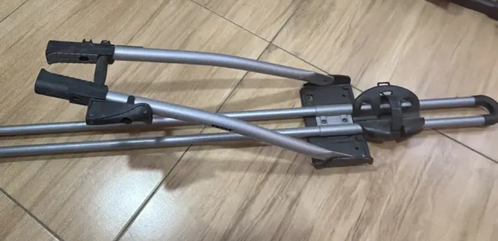 Suporte De Bicicleta Para Teto Thule FreeRide 532 Cinza