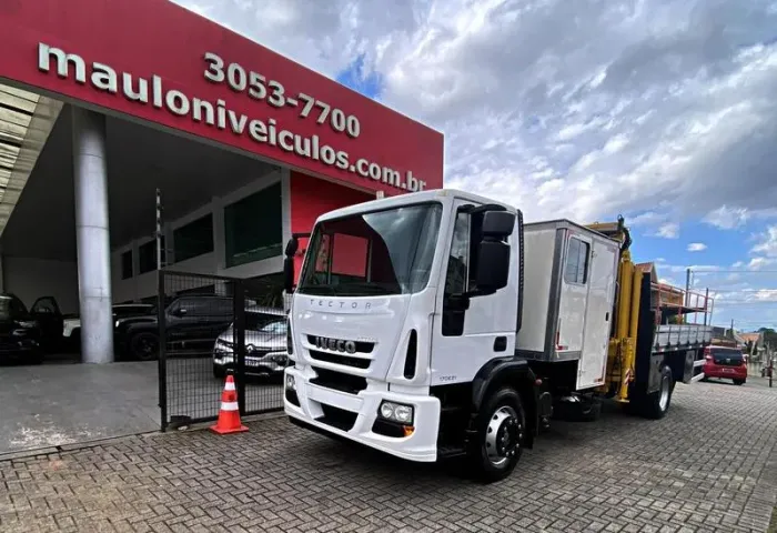 TECTOR 170E21 COM MUNCK PHD DE 16TON E SUPLEMENTAR 6 LUGARES!