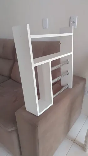 Armário suporte para mantimentos e utilidades