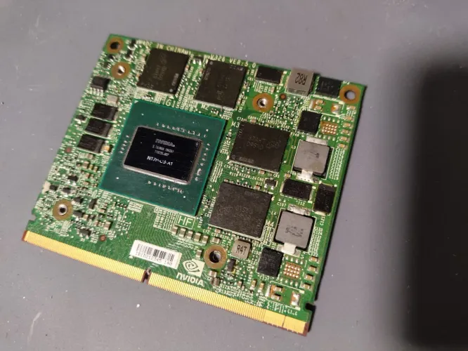Placa de vídeo NVidia Quadro M2200M Dell precision