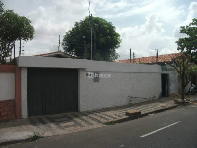 Casa Residencial para aluguel, no bairro Marques, Teresina/PI