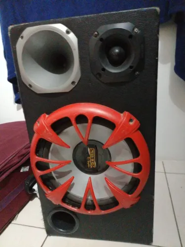 VENDO SOM AUTOMOTIVO JBL - R$ 900