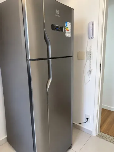 Geladeira Refrigerador Eletrolux Frost Free Inox Duplex Prata 310L