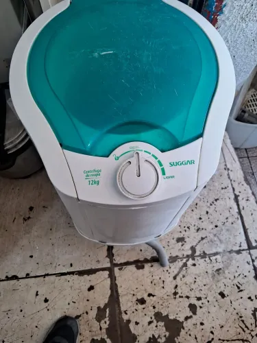 Vende -se centrífuga 12kg suggar