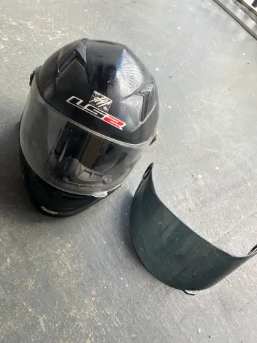Capacete LS2