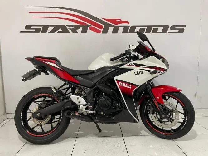 YAMAHA YZF R3 2018