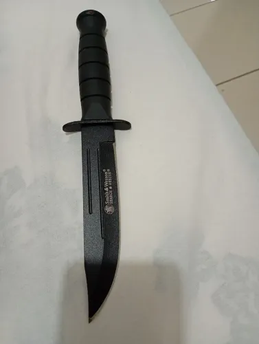 Faca Tática Militar Smith Wesson americana Nova acompanha bainha e pedra pra amolar 