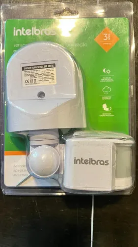 Sensor de presença para iluminação INTELBRAS, sem uso. Na garantia.