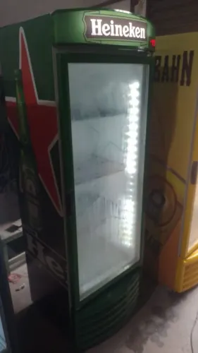 Cervejeira metalfrio grande 597 litros semi Novo 597 litros watsap *
