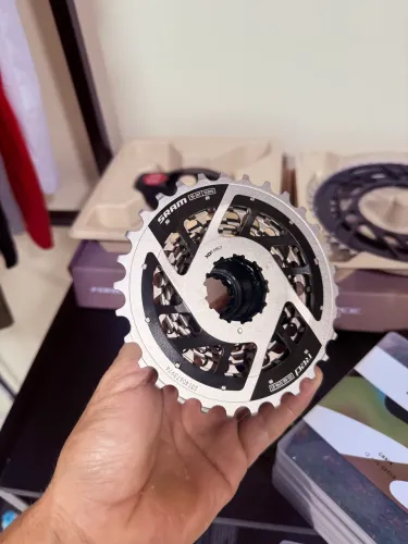 Cassete SRAM red E1 12/13v 10/30