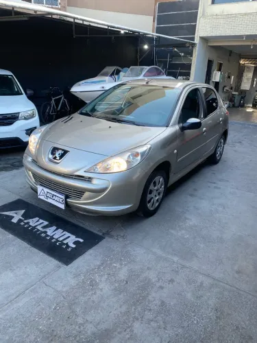 Peugeot 207 XR 1.4 Flex 8V 5P 2013