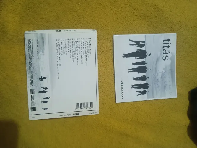 TITÃS VOLUME DOIS ( SOMENTE ENCARTE )