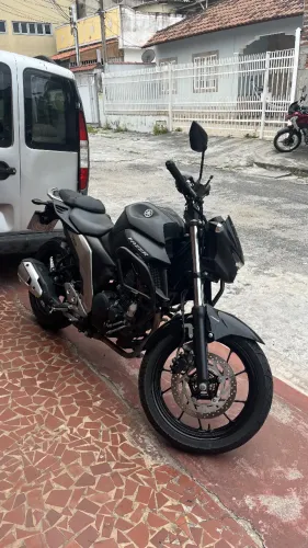 Yamaha Fazer FZ25 2023 | 11.500 km | IPVA e documento 2026 pagos | Único dono
