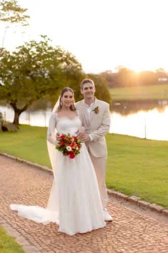 Vestido de Noiva para Gestante, usado única vez