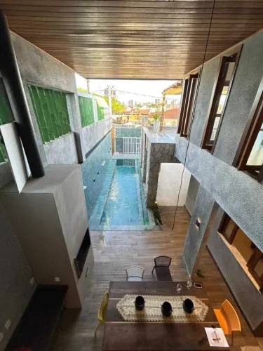 CASA EM RUA PÚBLICA -nFAROLÂNDIA [57276]