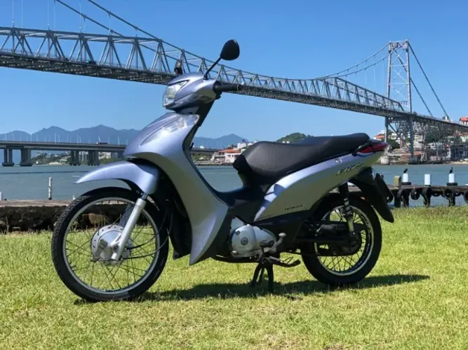 Honda Biz 125 ES
